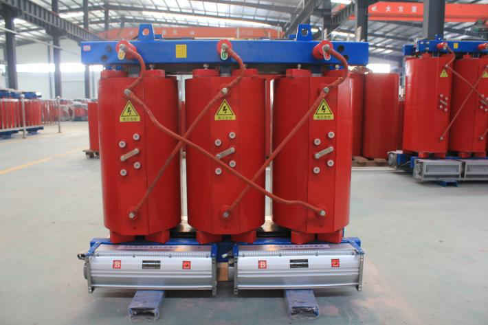 一般北京創(chuàng)聯(lián)匯通電氣全鋁的干式變壓器800kva價格是33900元，全銅的800kva干式變壓器價格是65000元。